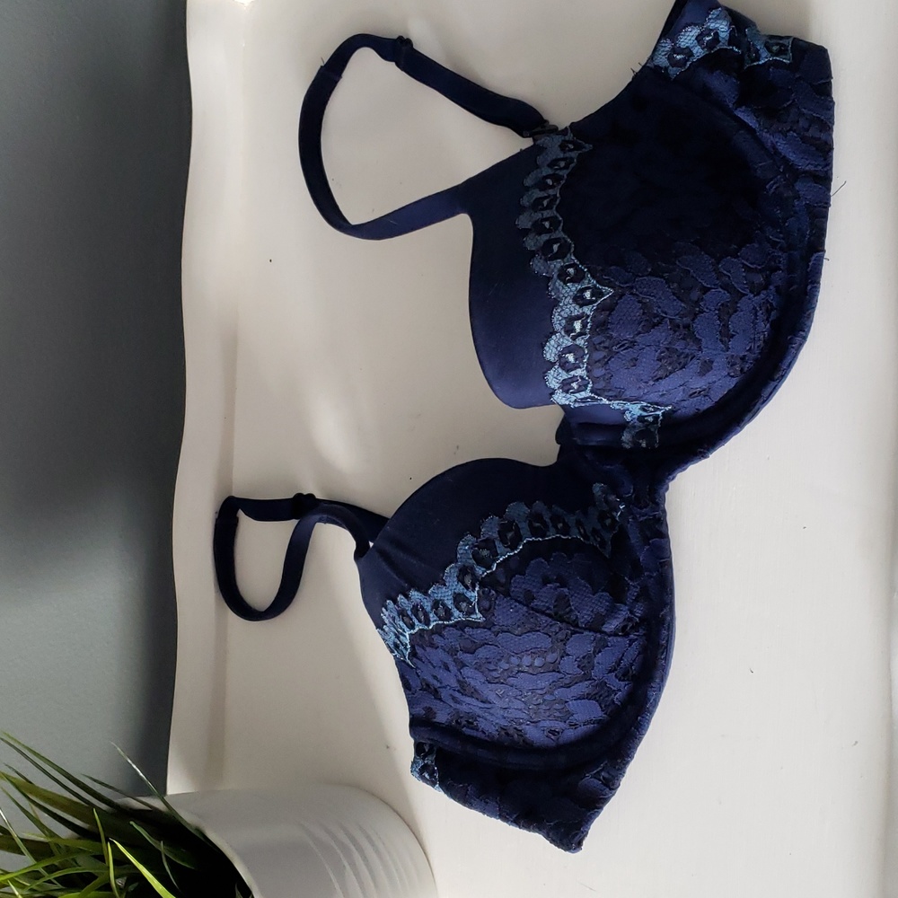 Victoria's Secret Navy 34C